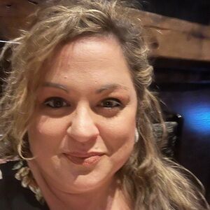 Meet your Posher, Posh